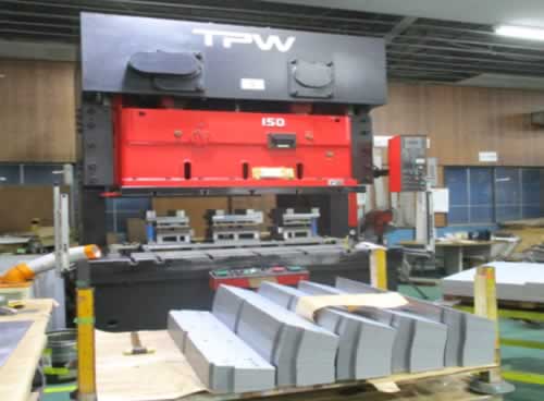 AMADA　TPW150